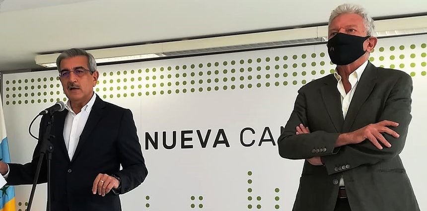 Román Rodríguez y Pedro Quevedo en una rueda de prensa.