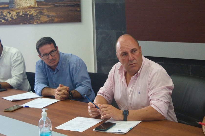 David de Vera y Sergio Lloret en la Junta Extraordinaria del CAAF.