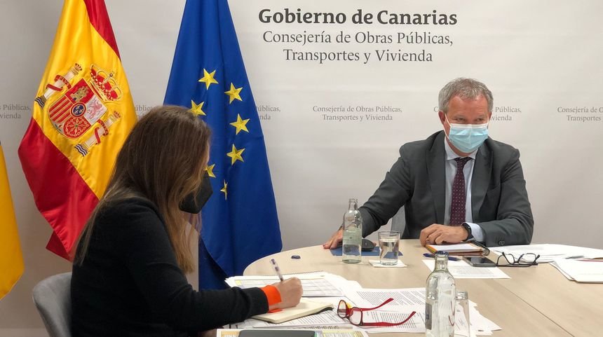 Sebastián Franquis, consejero de Obras Públicas, Transportes y Vivienda del Gobierno de Canarias.