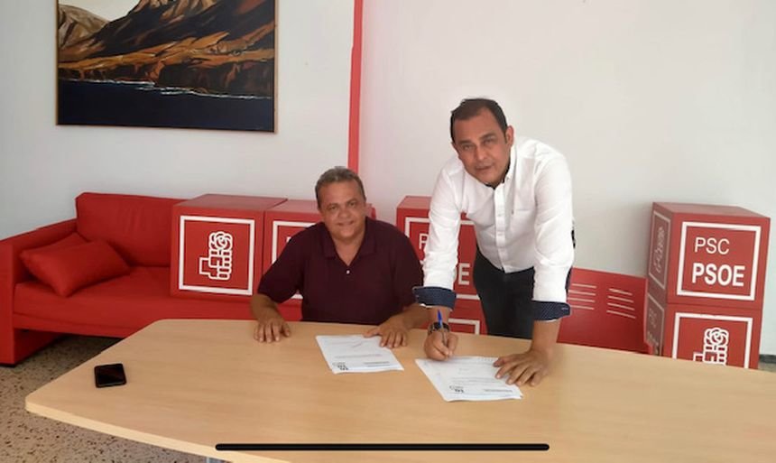 Blas Acosta presentando su candidatura a la reelección como Secretario General del PSOE de Fuerteventura.
