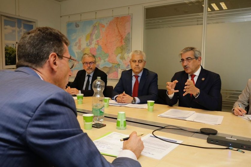 El vicepresidente canario y consejero de Hacienda, Presupuestos y Asuntos Europeos, Román Rodríguez, en Bruselas.